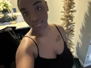 Prettypisces  live sex cam