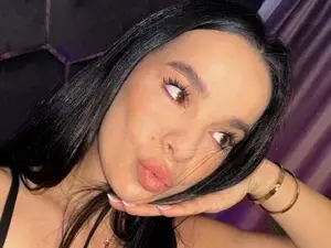 MissDenisse_  live sex cam
