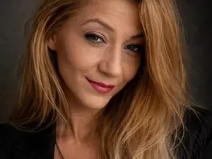 MatureMystique  live sex cam