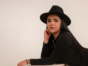 Karol_28p  live sex cam