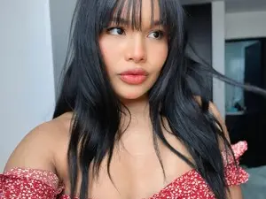 Itsyaraa  live sex cam