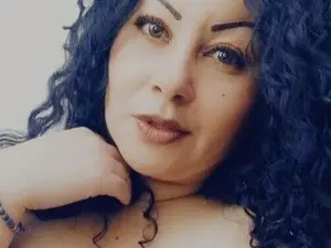 Hazel_Milf  live sex cam