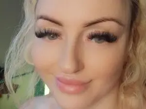 NADINNNE  live sex cam