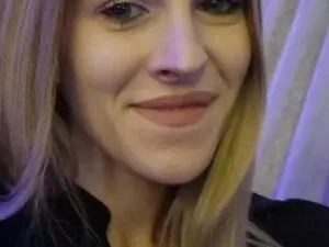 Aisha4fun  live sex cam