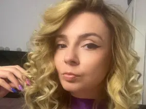 LovelyAria  live sex cam