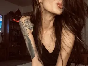 Kali_  live sex cam
