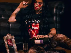 Perfect_desig  live sex cam