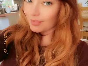 BritHousewife  live sex cam