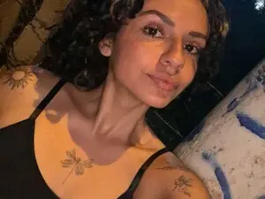 Nata_lia  live sex cam