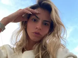 Fresagirl  live sex cam