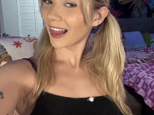 VioletRay  live sex cam