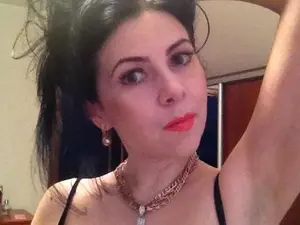 Delicecatmyau  live sex cam
