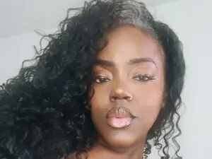 DiamondGirl33  live sex cam