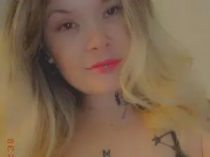 KandiKayne  live sex cam