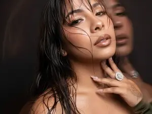 Kittyrose3  live sex cam