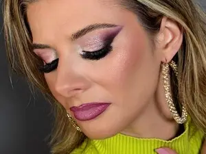 AneBlueEyes  live sex cam