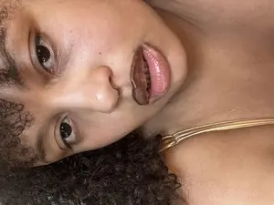 TheeVixxxen  live sex cam