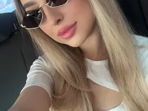 ScarletColes  live sex cam