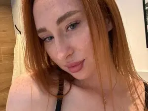 Gingerfoxi  live sex cam