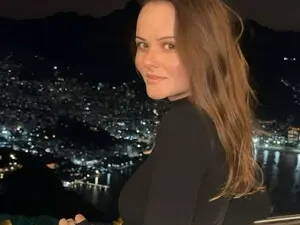 Magic_bunnyy  live sex cam