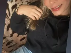 Desired_venus  live sex cam
