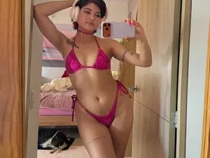 Kittennmoon  live sex cam