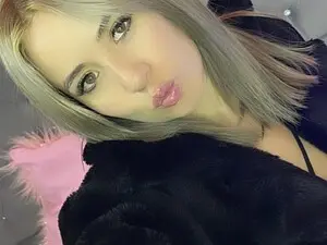 NickySexfire  live sex cam