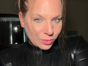 Missxxxnicole  live sex cam