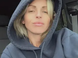 HoneyHaus  live sex cam