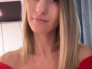 RoxaneQuinn  live sex cam
