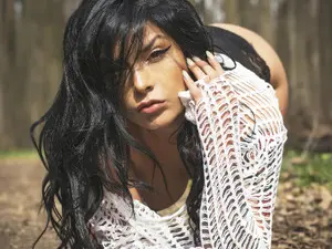 MiaCutie4u  live sex cam