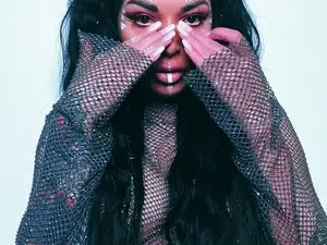 MiaCutie4u  live sex cam