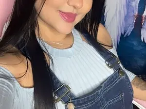 AndreaHilton  live sex cam