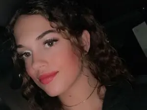 Zellaxobella  live sex cam