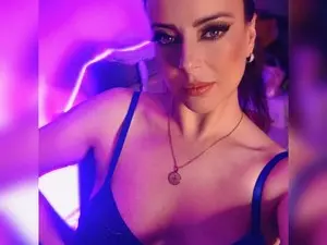 Chanell_Glam  live sex cam