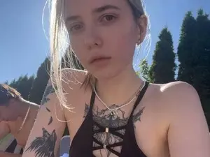 Serphelia  live sex cam