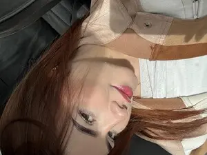 Miah_hilton2  live sex cam