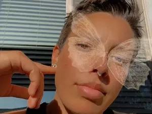 Nikkix0x0  live sex cam