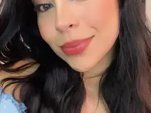 Miss_ginger_  live sex cam