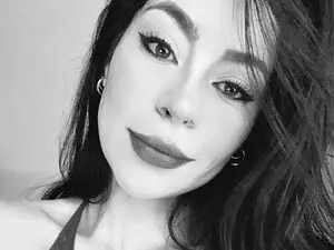 Miss_ginger_  live sex cam