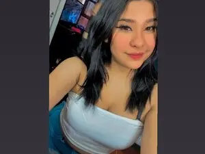 Antonia_012  live sex cam