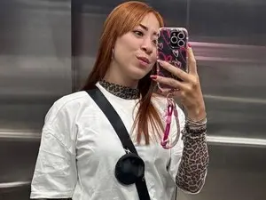 Latin__curly  live sex cam