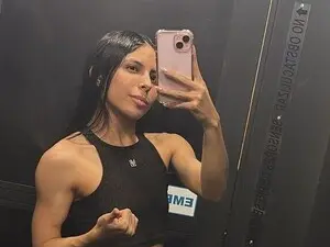 Veromndez1  live sex cam