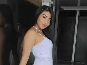 Poca_cute  live sex cam