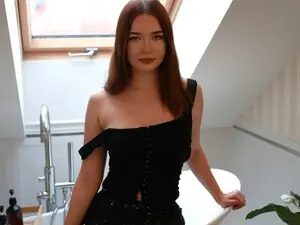 KiaraTeaseOn  live sex cam
