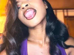 RainingFox  live sex cam