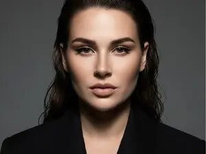 Sexy_Ukr  live sex cam