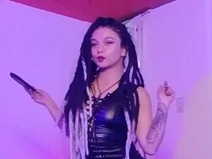 Elapetite  live sex cam