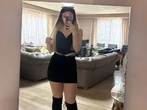 SandraFoxy19  live sex cam