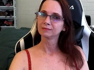 WOWgirlsarah  live sex cam